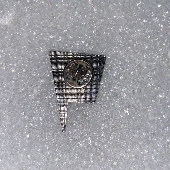 D Initial Enamel Teal Lapel Pin Silver Tone - Picture 2 of 2